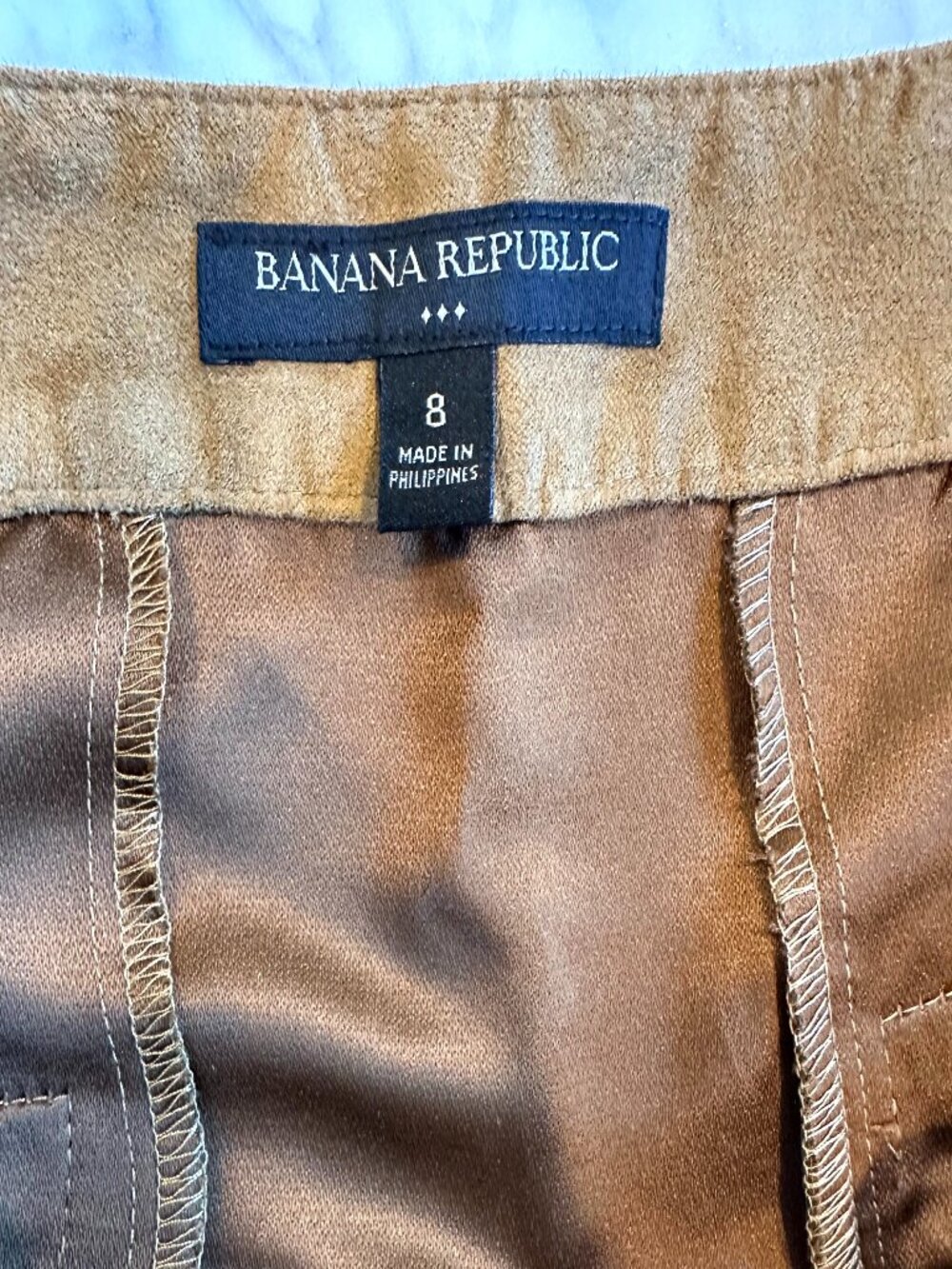 NWOT - Banana Republic - Vegan Suede Mini Skirt - Size 8 - Picture 9 of 9